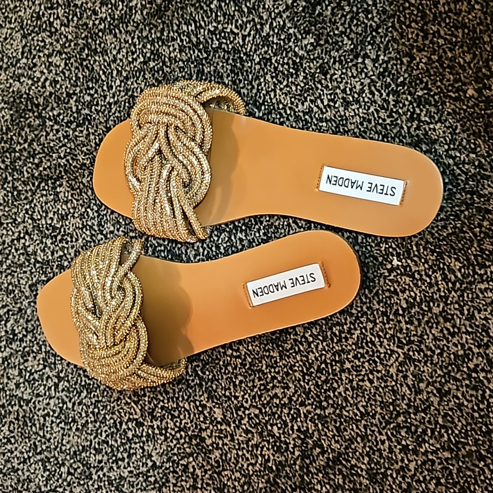 STEVE MADDEN
